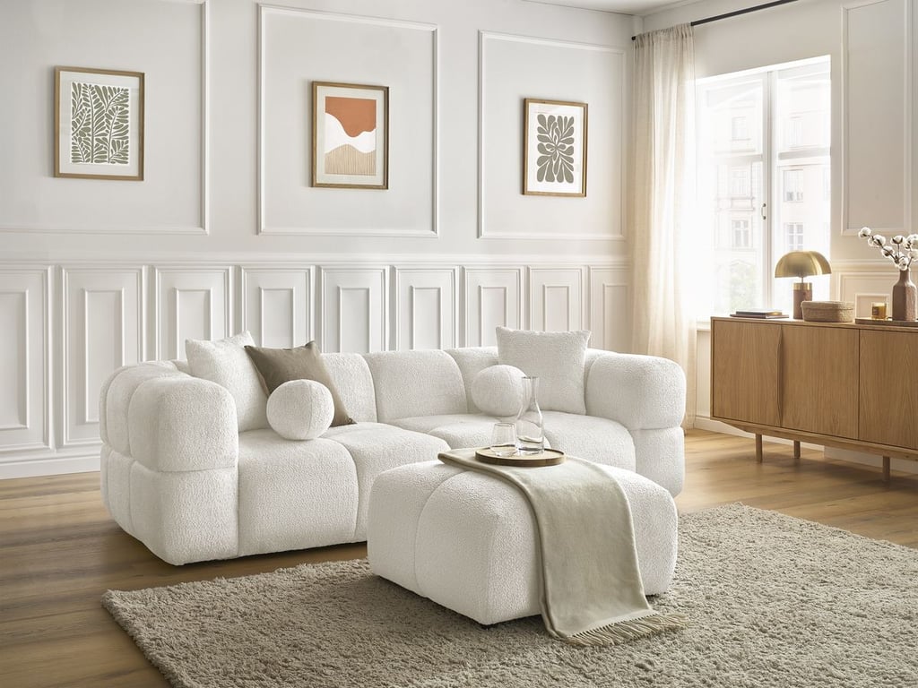 Produit similaire: Canapé droit fixe 3 places CRISTINA avec pouf blanc BOBOCHIC