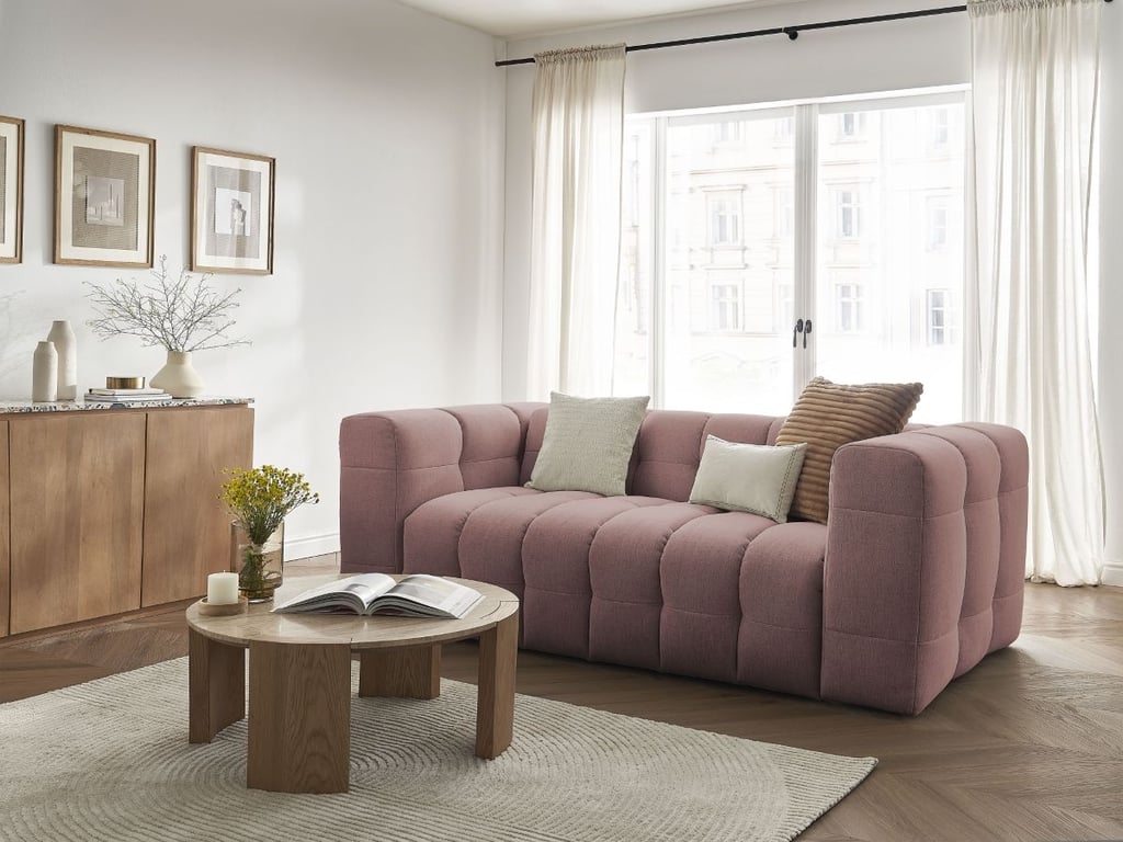 Produit similaire: Canapé droit convertible 3 places CLOUD tissu lisse rose BOBOCHIC