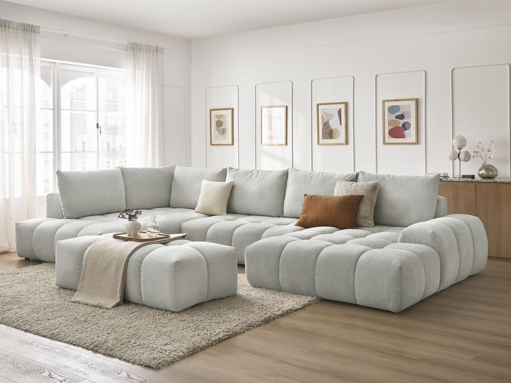 Produit similaire: Canapé panoramique convertible coffre EVEREST tissu texturé avec pouf gris clair angle droit BOBOCHIC 7 places