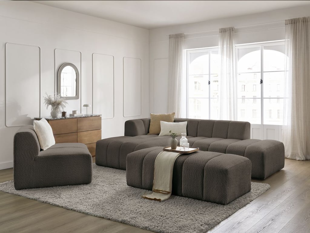 Produit similaire: Canapé d'angle fixe modulable ANNECY tissu bouclette avec 1 chauffeuse 1 place et 1 pouf marron angle gauche BOBOCHIC 5 places