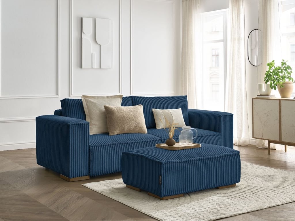 Produit similaire: Canapé droit convertible coffre CHELSEA gros côtelé doux avec pouf bleu foncé BOBOCHIC 4 places