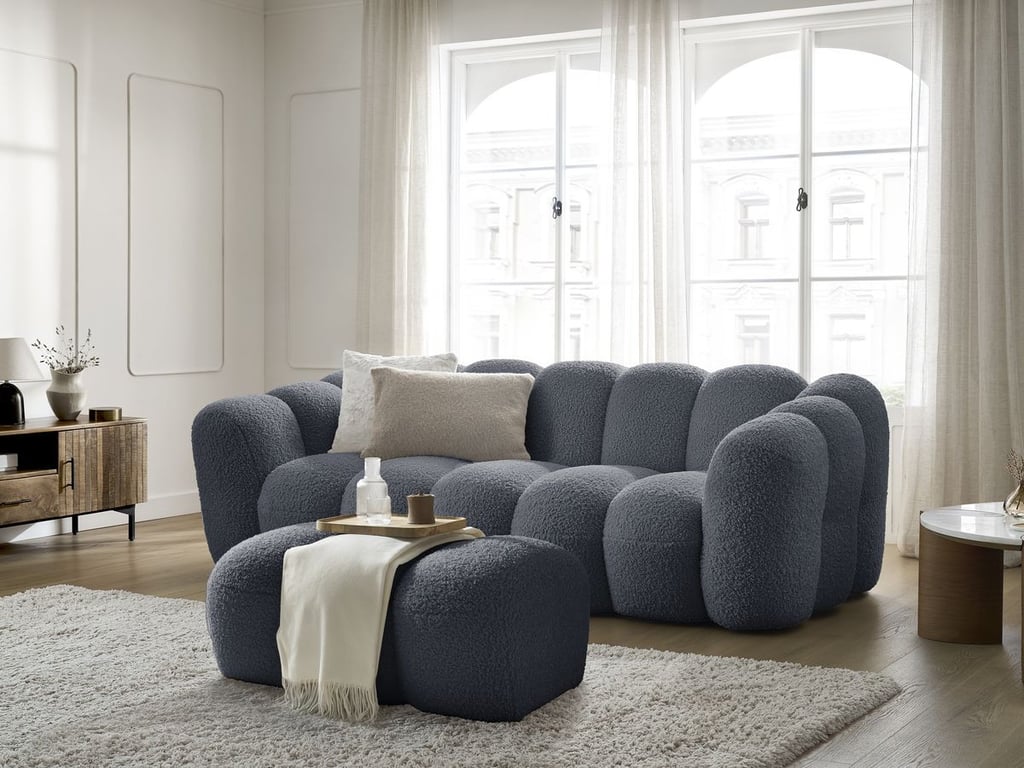 Produit similaire: Canapé droit fixe 3 places HIPPOLYTE avec pouf gris foncé BOBOCHIC