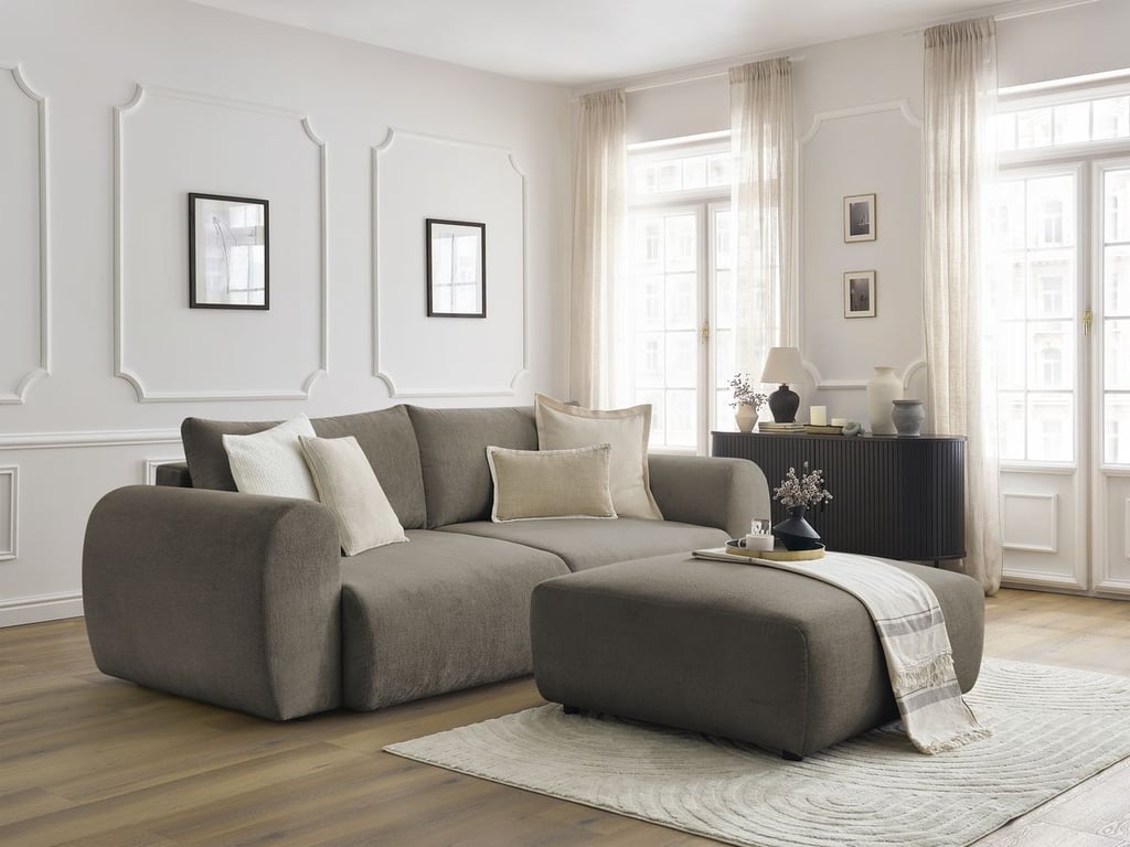 Produit similaire: Canapé droit convertible coffre LUCIEN tissu lisse avec pouf taupe BOBOCHIC 4 places