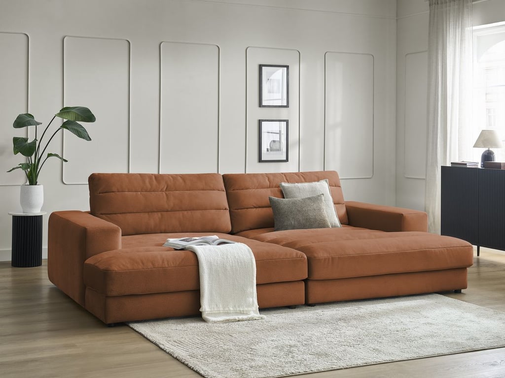 Produit similaire: Canapé droit fixe 4 places SIERRA assise profonde velours orange BOBOCHIC