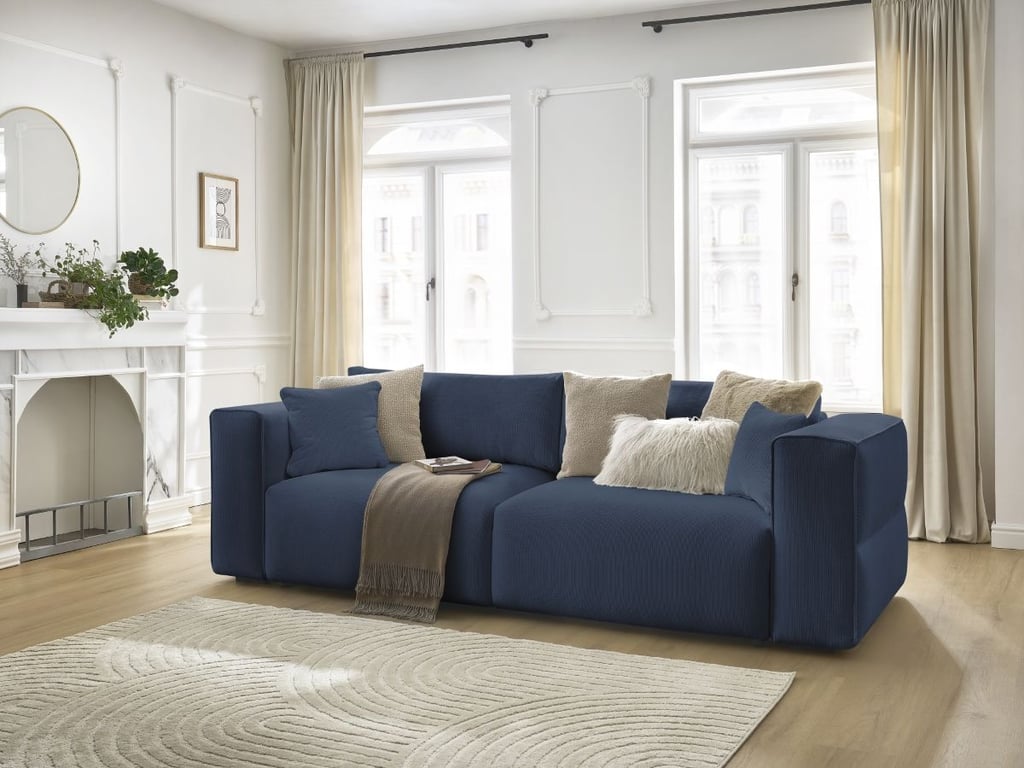 Produit similaire: Canapé droit convertible coffre EZECHIEL tissu chiné bleu foncé BOBOCHIC 3 places