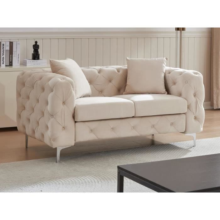 Produit similaire: Canapé 2 places chesterfield en velours beige EDWINA