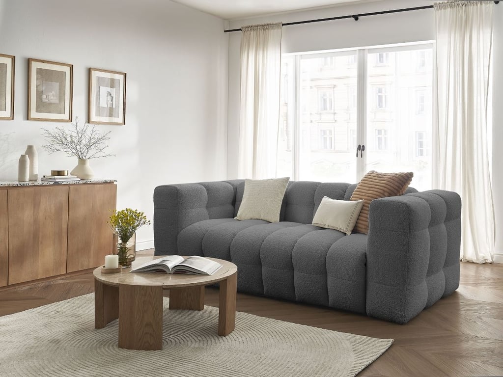 Produit similaire: Canapé droit convertible 3 places CLOUD tissu bouclette gris foncé BOBOCHIC