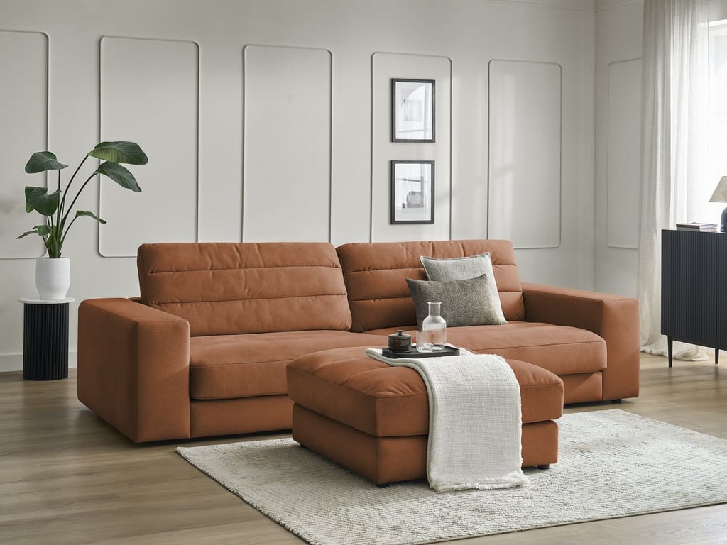 Produit similaire: Canapé droit fixe 3 places SIERRA velours avec pouf orange BOBOCHIC