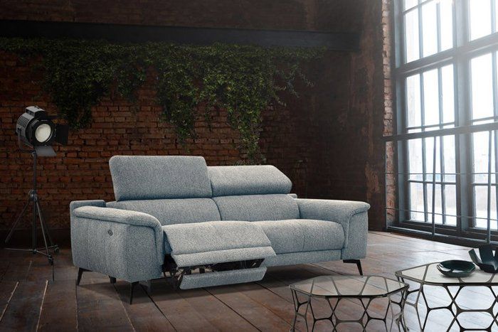 Produit similaire: Canapé 3 places XXL avec relax électrique côté gauche tissu bleu clair - Fiero