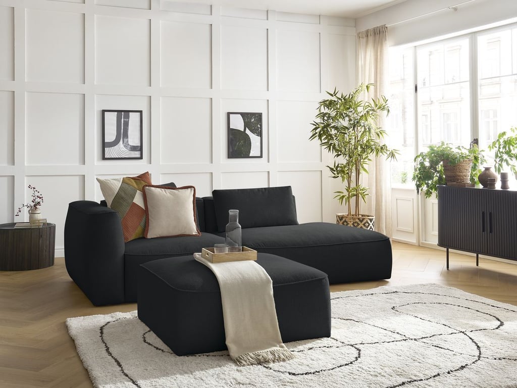 Produit similaire: Canapé droit fixe 3 places LEOPOLD tissu chiné avec pouf noir accoudoir gauche BOBOCHIC