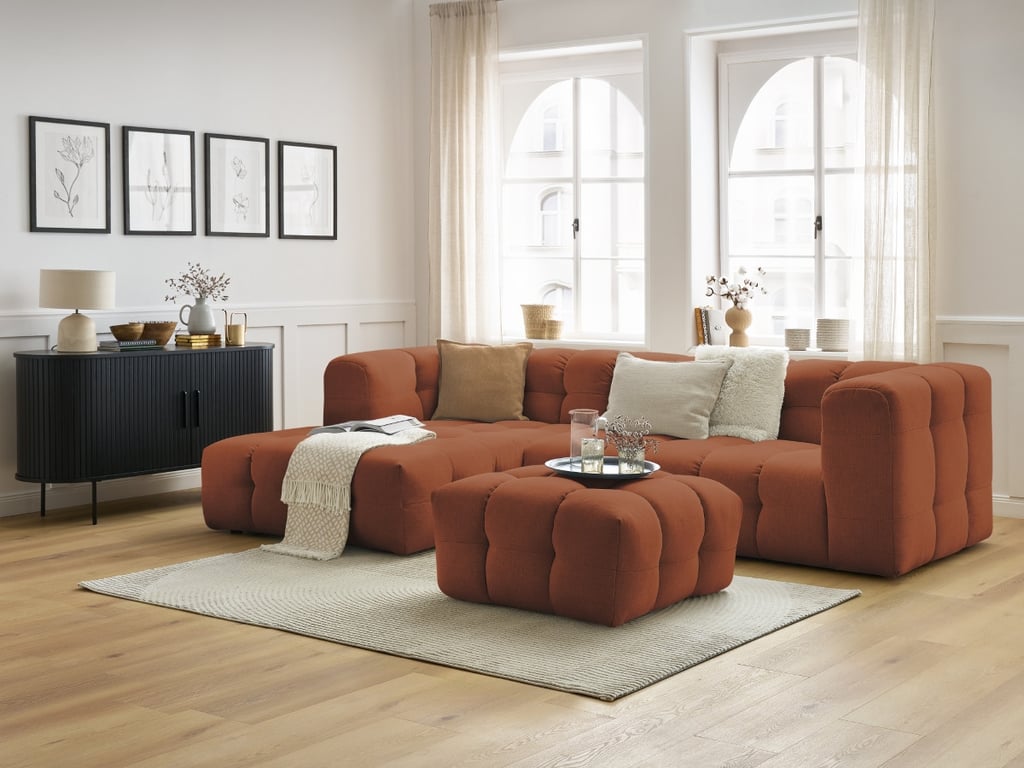 Produit similaire: Canapé d'angle fixe CLOUD avec pouf orange angle gauche BOBOCHIC 3 places