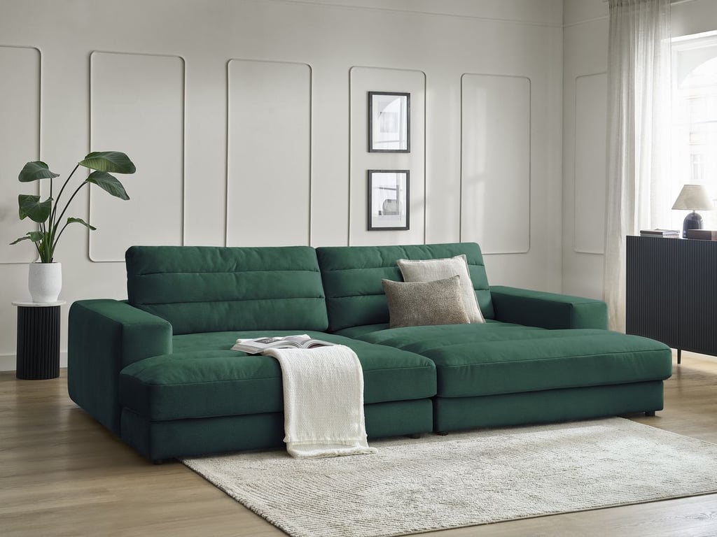 Produit similaire: Canapé droit fixe 4 places SIERRA assise profonde velours vert foncé BOBOCHIC