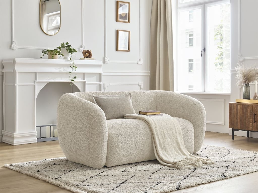 Produit similaire: Canapé droit fixe 2 places CELINE tissu bouclette beige BOBOCHIC