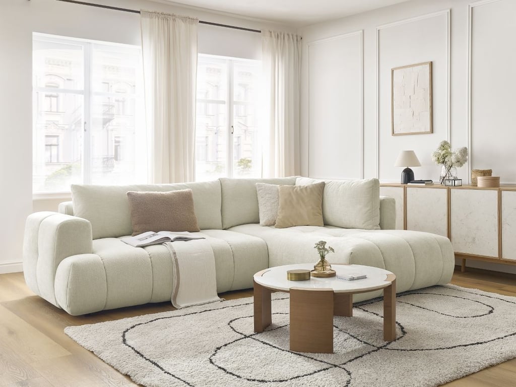 Produit similaire: Canapé d'angle L convertible FUJI tissu lisse beige angle droit BOBOCHIC 4 places