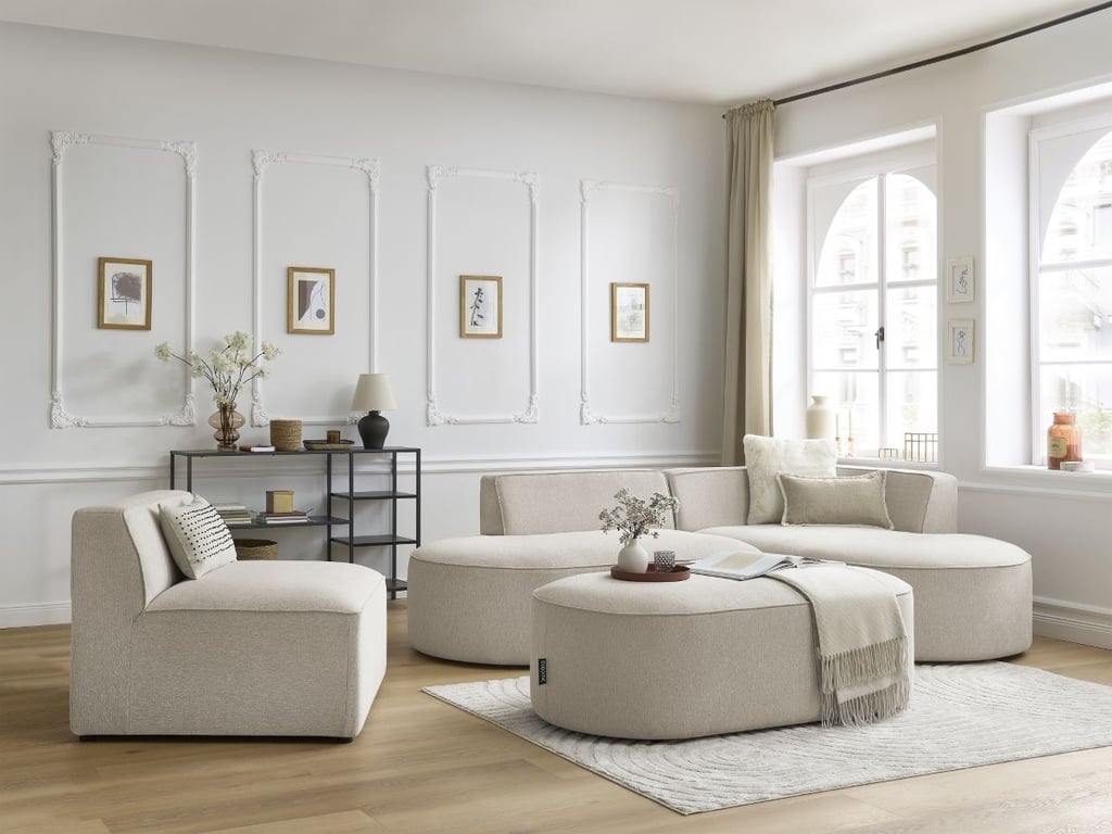 Produit similaire: Canapé d'angle fixe modulable ROUSSEAU tissu chiné avec 1 chauffeuse et 1 pouf beige angle droit BOBOCHIC 6 places