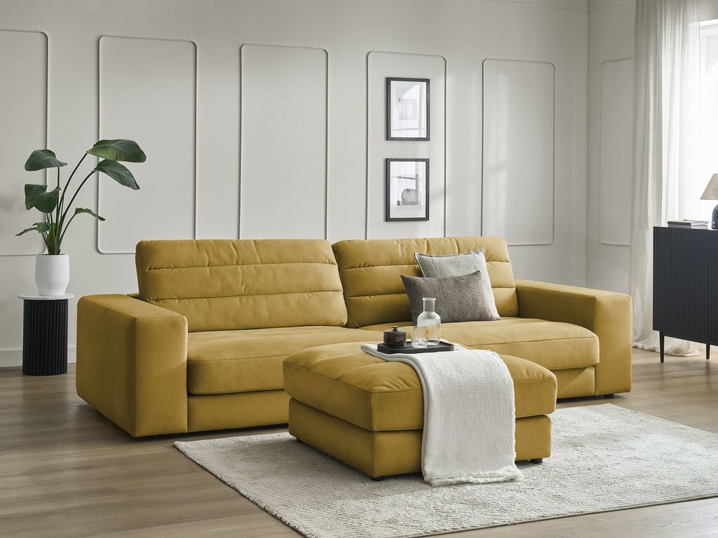 Produit similaire: Canapé droit fixe 3 places SIERRA velours avec pouf jaune BOBOCHIC