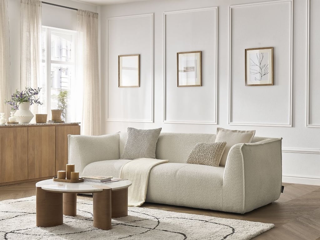 Produit similaire: Canapé droit fixe 3 places GIORGIA tissu bouclette beige BOBOCHIC