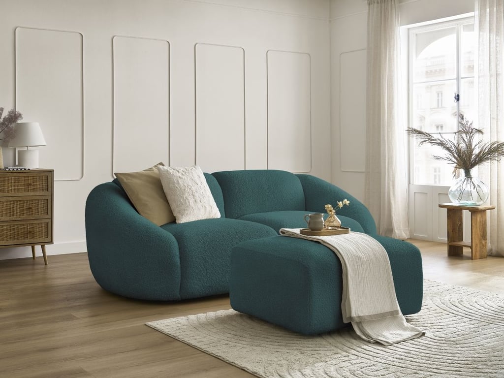 Produit similaire: Canapé droit fixe 2 places TINA tissu bouclette avec pouf bleu clair BOBOCHIC