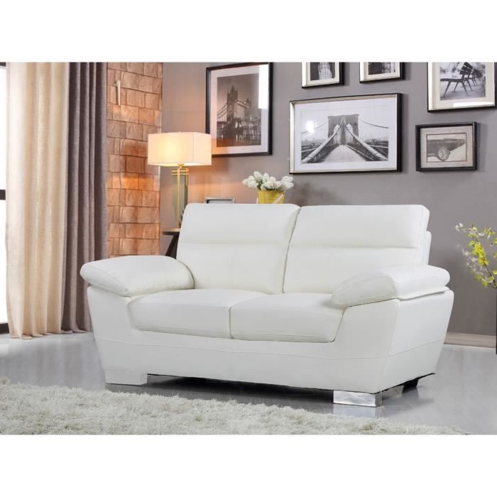 Produit similaire: Canapé fixe en cuir reconstitué et PVC 'Dallas' - 2 places - Blanc - Habitat et Jardin - 169 x 88 x 90 cm
