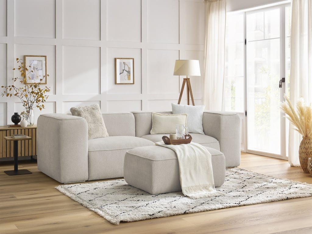 Produit similaire: Canapé droit fixe 2 places ZEPHYR avec pouf beige BOBOCHIC