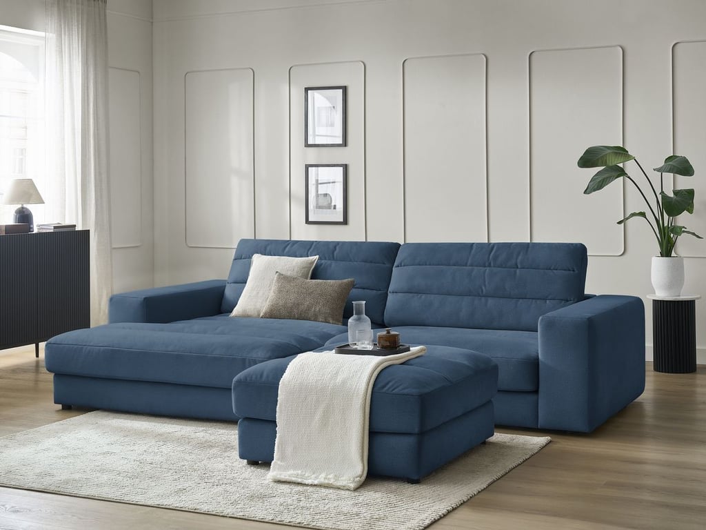 Produit similaire: Canapé d'angle fixe SIERRA velours avec pouf bleu foncé angle gauche BOBOCHIC 4 places