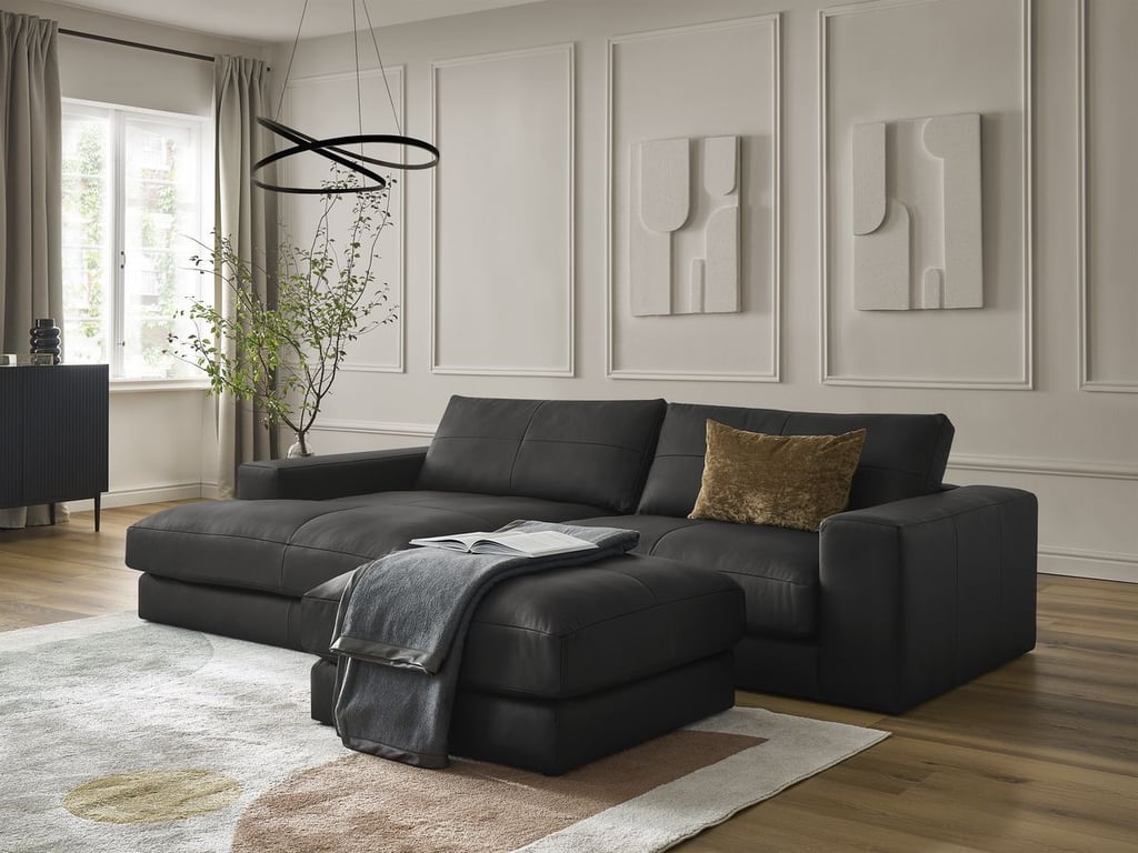 Produit similaire: Canapé d'angle fixe LEONARD cuir de vache avec pouf noir angle gauche BOBOCHIC 4 places