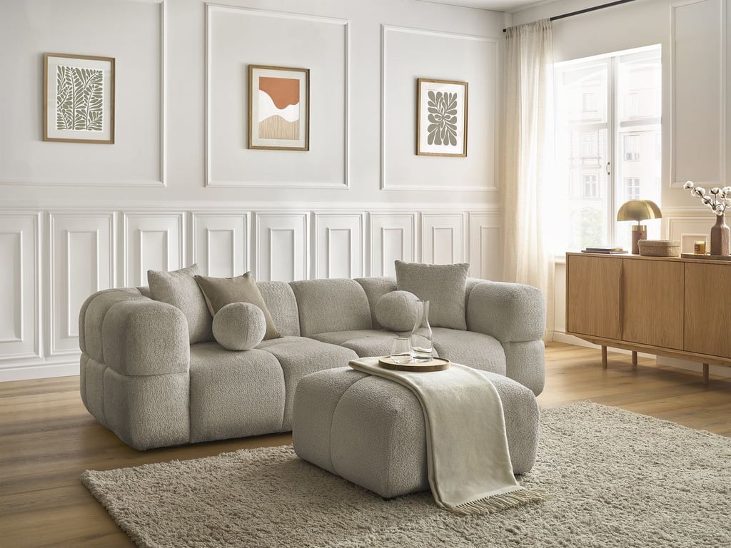 Produit similaire: Canapé droit fixe 3 places CRISTINA avec pouf taupe BOBOCHIC