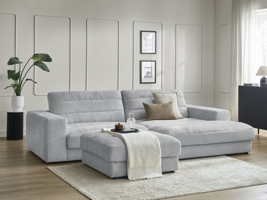 Produit similaire: Canapé d'angle fixe SIERRA tissu texturé avec pouf gris clair angle droit BOBOCHIC 4 places