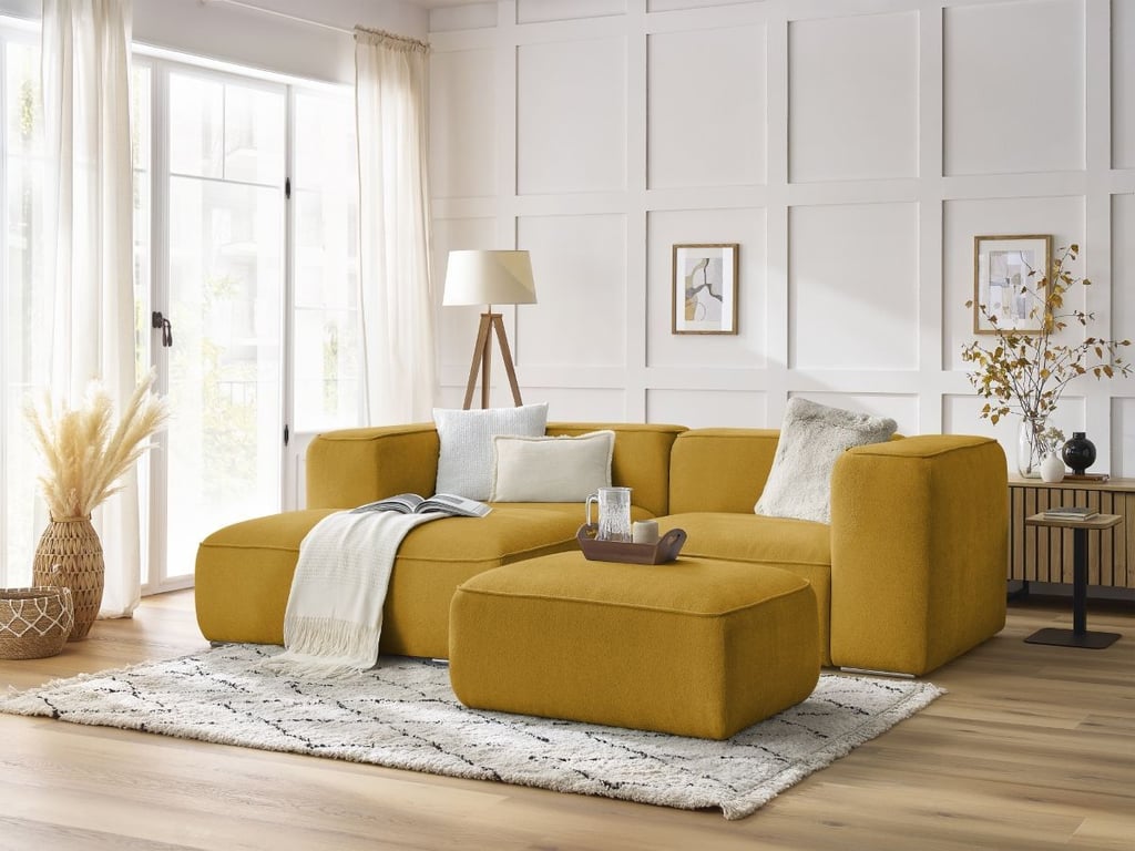Produit similaire: Canapé d'angle fixe compact ZEPHYR avec pouf jaune angle gauche BOBOCHIC 4 places