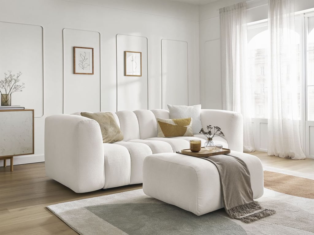 Produit similaire: Canapé droit fixe 3 places TALIA tissu chiné avec pouf blanc BOBOCHIC