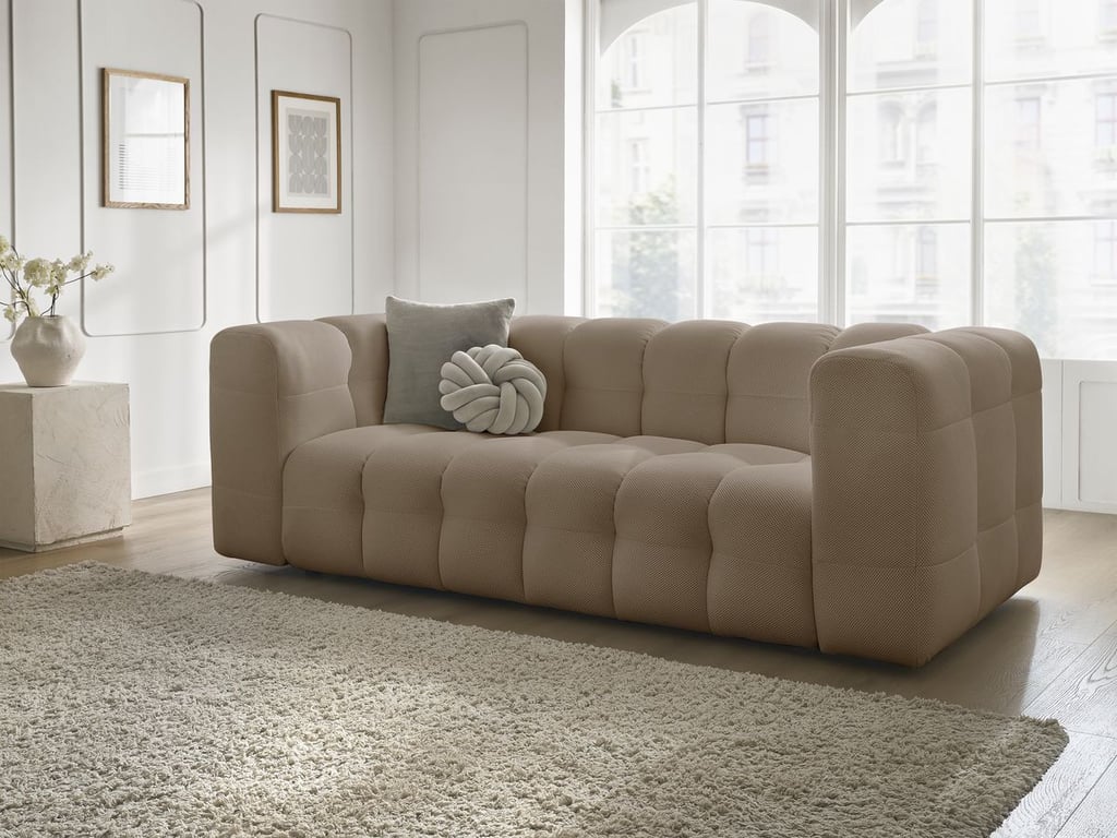 Produit similaire: Canapé droit fixe 3 places CLOUD tissu mesh taupe BOBOCHIC