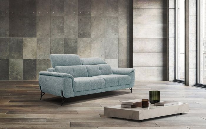 Produit similaire: Canapé droit 3 places tissu bleu clair - AVENA