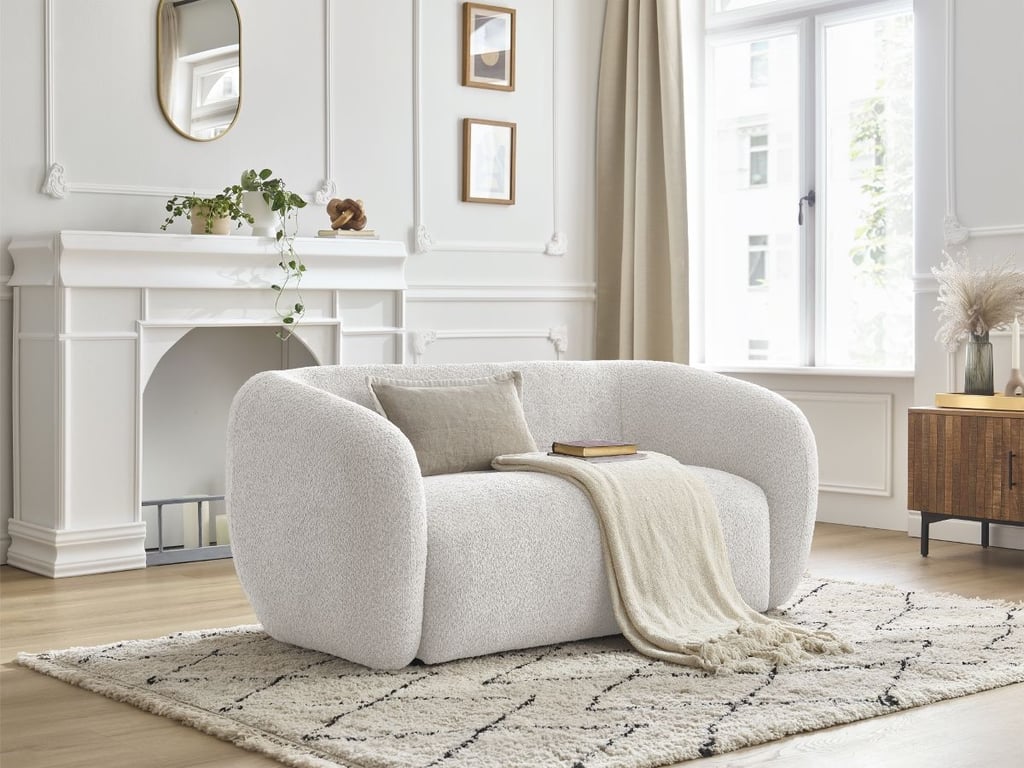 Produit similaire: Canapé droit fixe 2 places CELINE tissu bouclette blanc BOBOCHIC