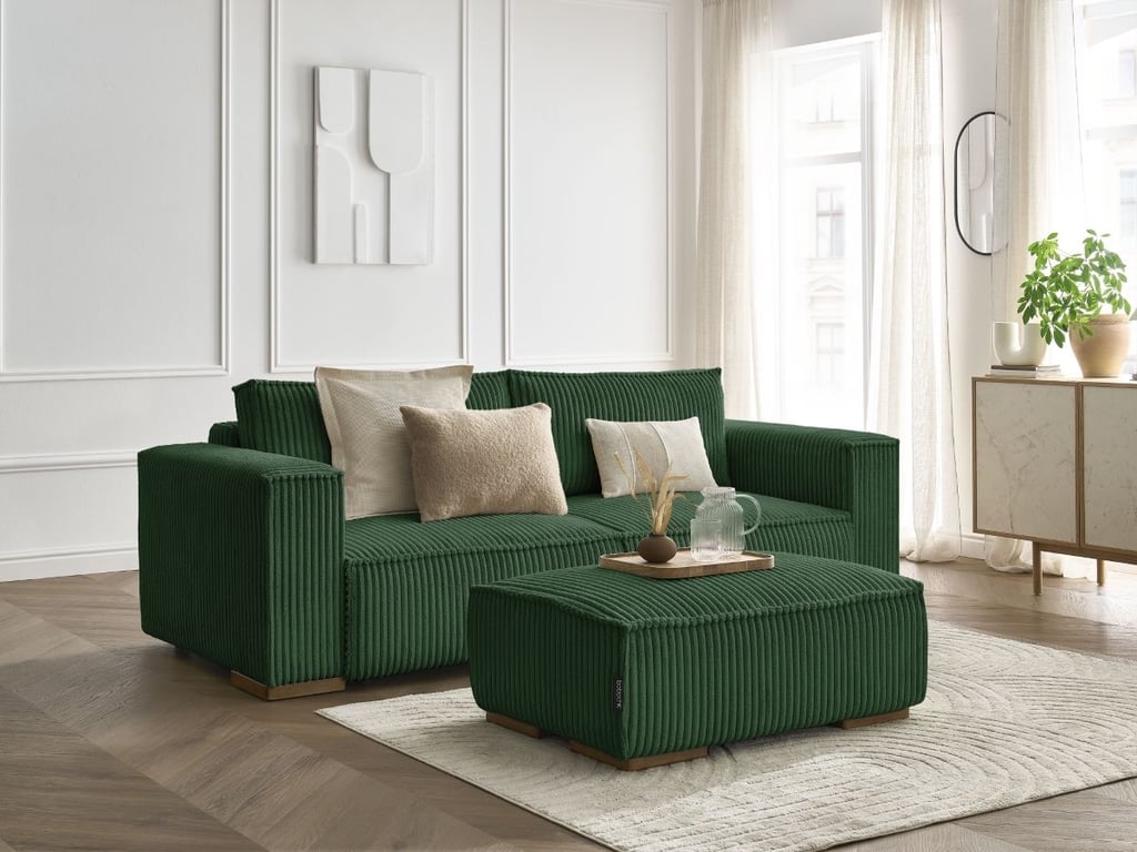 Produit similaire: Canapé droit convertible coffre CHELSEA gros côtelé doux avec pouf vert BOBOCHIC 4 places