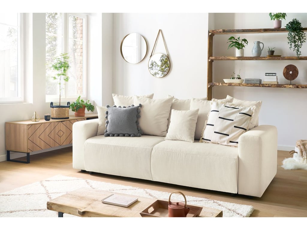 Produit similaire: Canapé droit convertible coffre ENVY velours côtelé beige BOBOCHIC 3 places