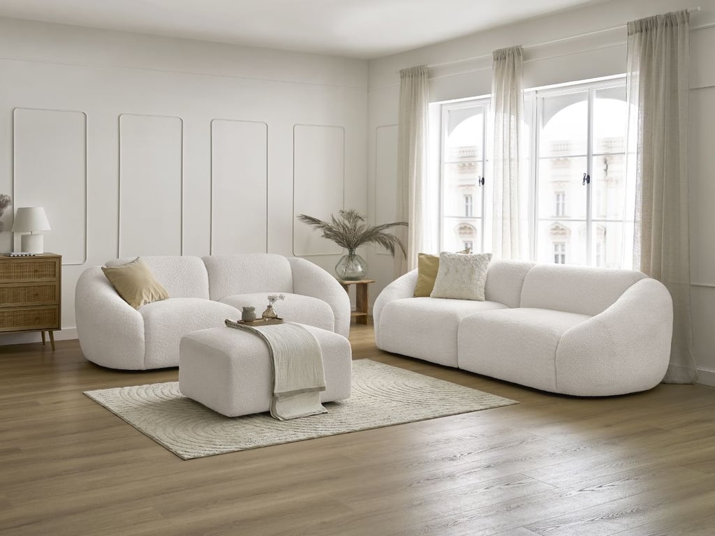 Produit similaire: Ensemble canapé droit fixe 3 + 2 places TINA tissu bouclette avec pouf blanc BOBOCHIC