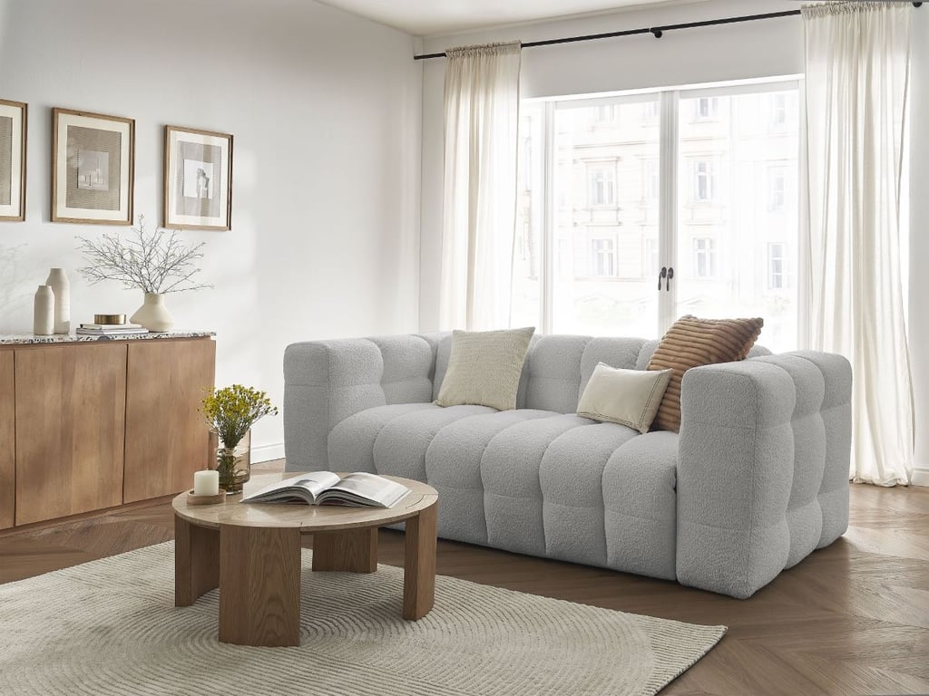 Produit similaire: Canapé droit convertible 3 places CLOUD tissu bouclette gris clair BOBOCHIC