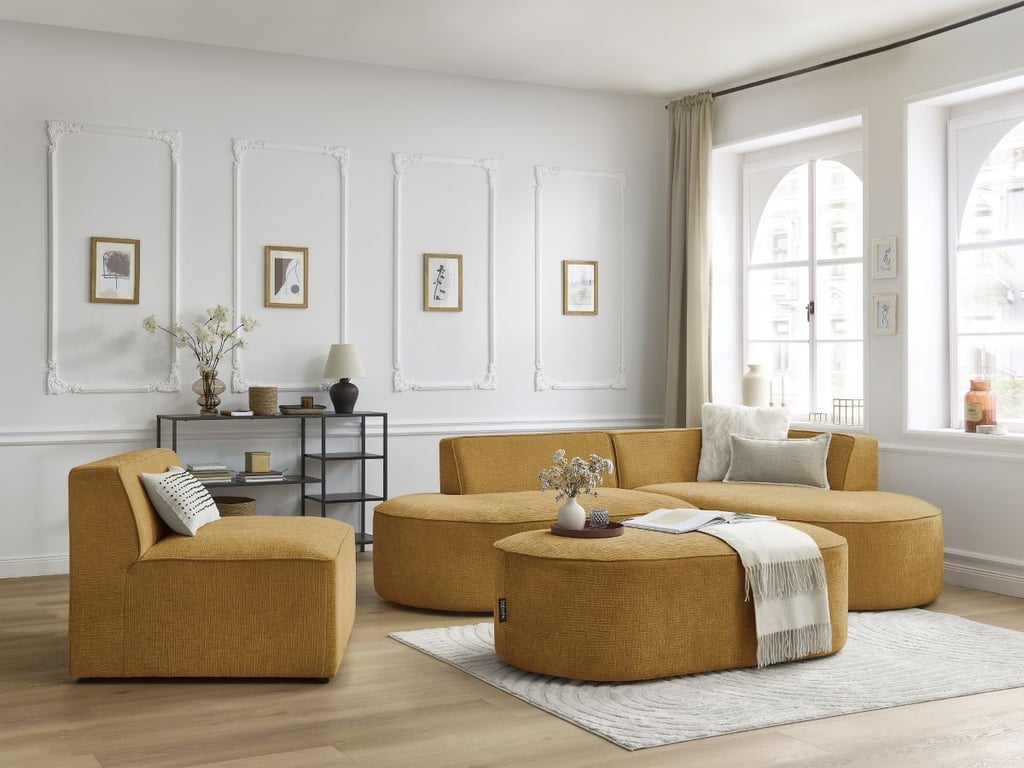 Produit similaire: Canapé d'angle fixe modulable ROUSSEAU tissu texturé avec 1 chauffeuse et 1 pouf jaune angle droit BOBOCHIC 6 places