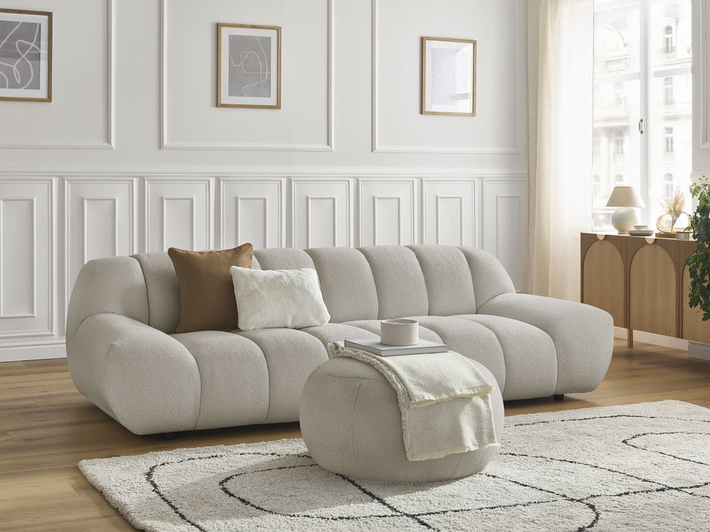 Produit similaire: Canapé droit fixe 3 places HAYDEN tissu bouclette avec pouf grand taupe BOBOCHIC