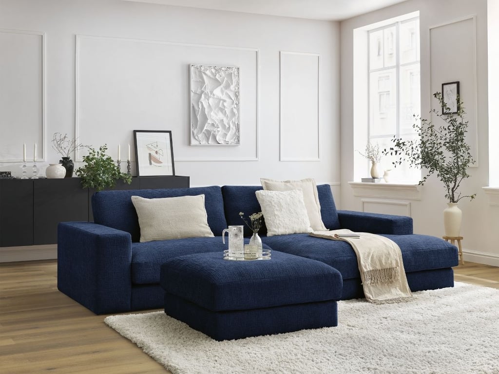 Produit similaire: Canapé d'angle fixe LEONARD tissu texturé avec pouf bleu foncé angle droit BOBOCHIC 5 places