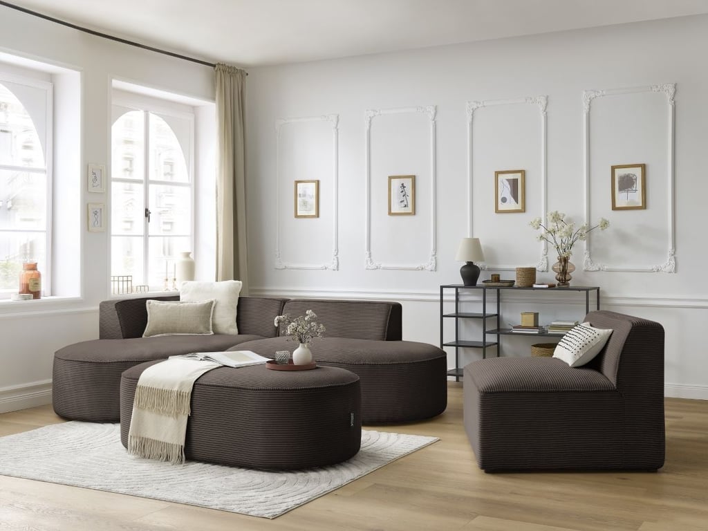 Produit similaire: Canapé d'angle fixe modulable ROUSSEAU velours côtelé avec 1 chauffeuse et 1 pouf marron angle gauche BOBOCHIC 6 places
