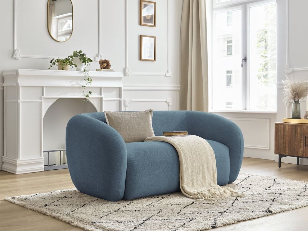 Produit similaire: Canapé droit fixe 2 places CELINE tissu lisse bleu clair BOBOCHIC