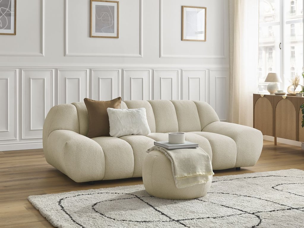 Produit similaire: Canapé droit fixe 2 places HAYDEN tissu bouclette avec pouf petit beige BOBOCHIC