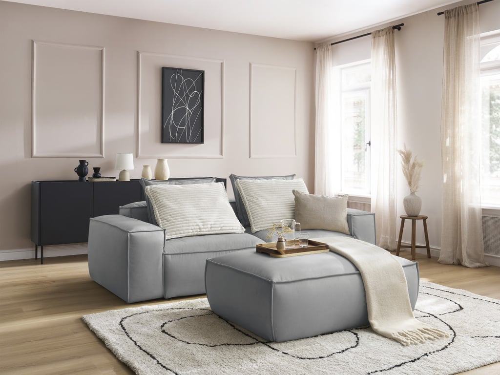 Produit similaire: Canapé droit fixe 3 places ultra moelleux BOHEME cuir végan avec pouf gris clair BOBOCHIC