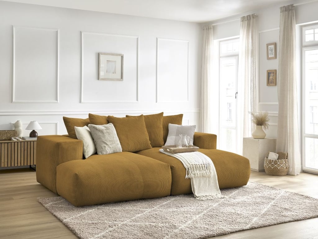 Produit similaire: Canapé droit fixe 4 places VOLTAIRE assise profonde jaune BOBOCHIC