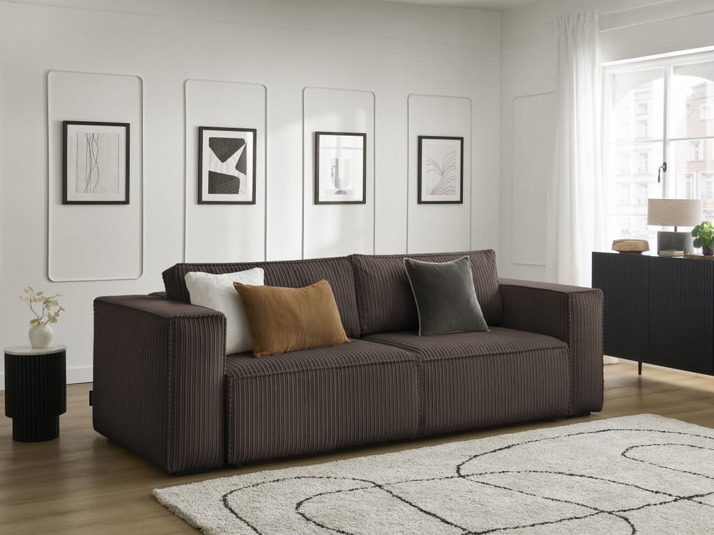 Produit similaire: Canapé droit convertible coffre NINA velours côtelé marron BOBOCHIC 3 places