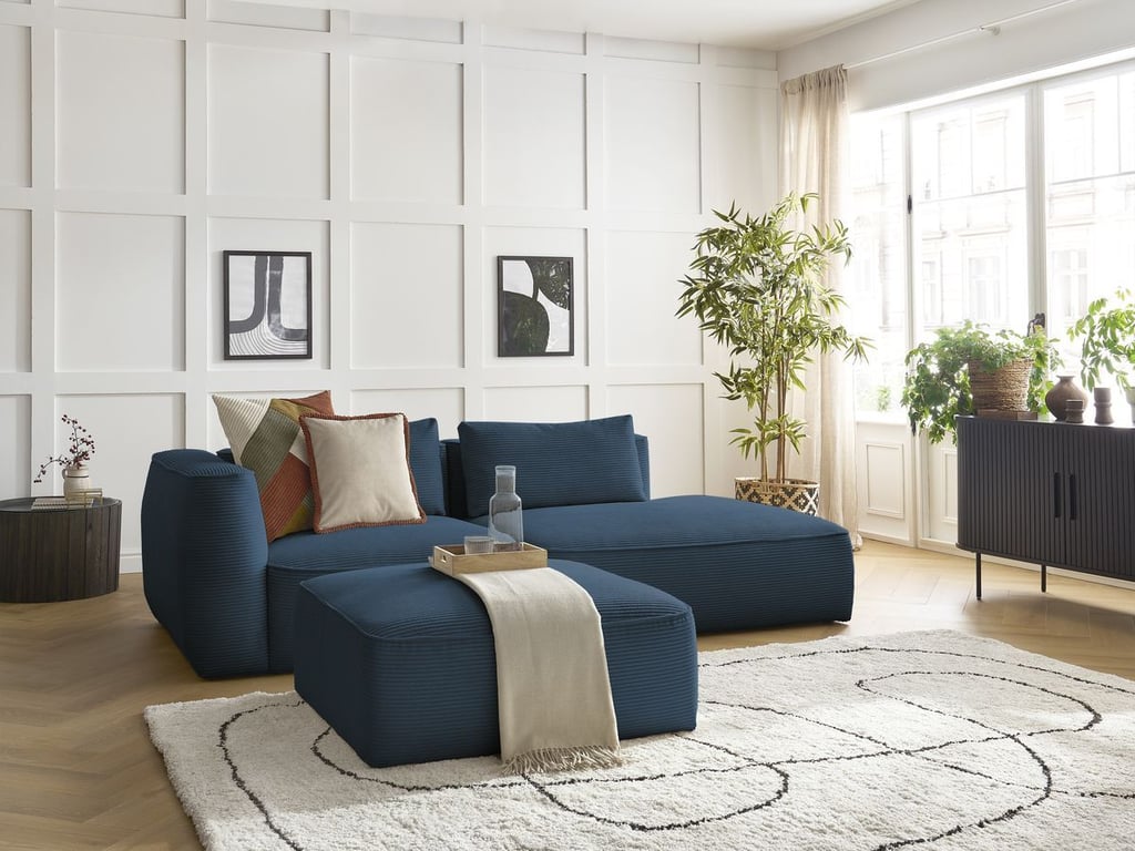 Produit similaire: Canapé droit fixe 3 places LEOPOLD velours côtelé avec pouf bleu foncé accoudoir gauche BOBOCHIC