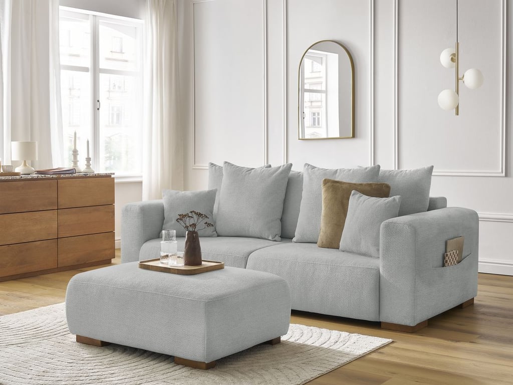 Produit similaire: Canapé droit fixe 3 places SIDONIE tissu chiné avec pouf gris clair BOBOCHIC