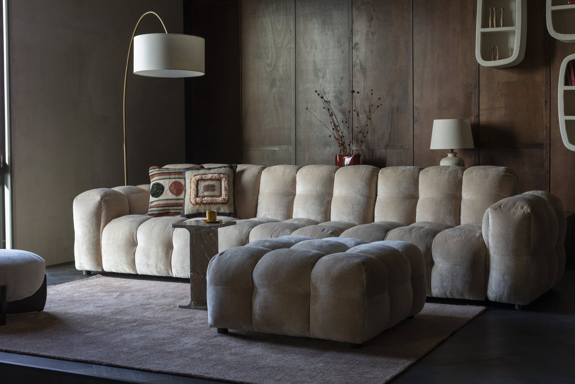 Canapé 4,5 places en velours cognac Hackman - Dutchbone