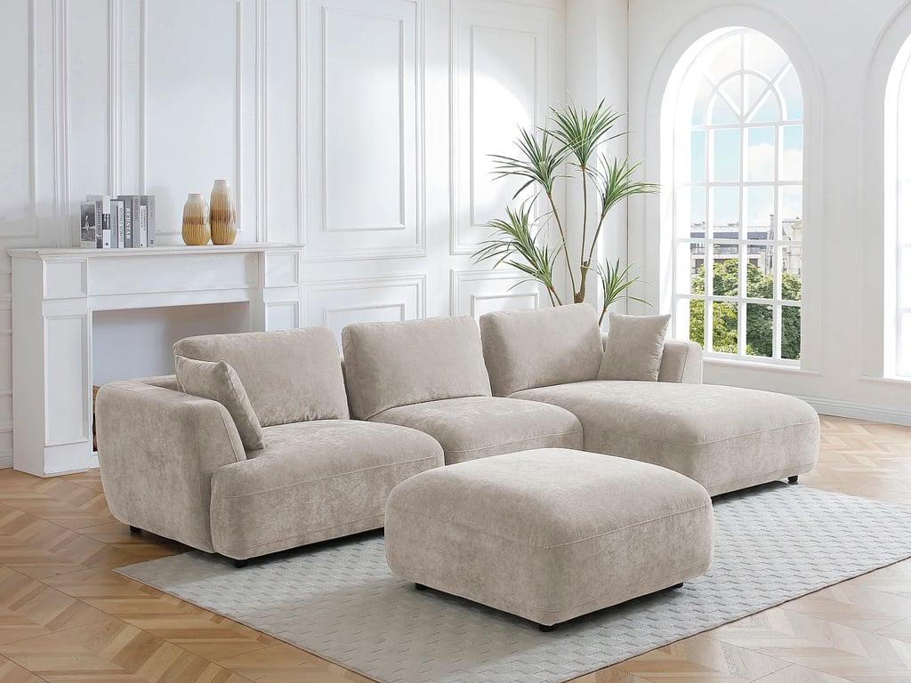 Canapé d'angle droit et pouf en tissu beige TINDRALO
